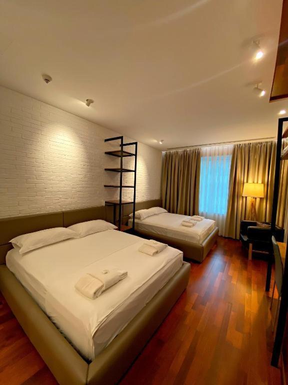 Crown Boutique Hotel دراس المظهر الخارجي الصورة
