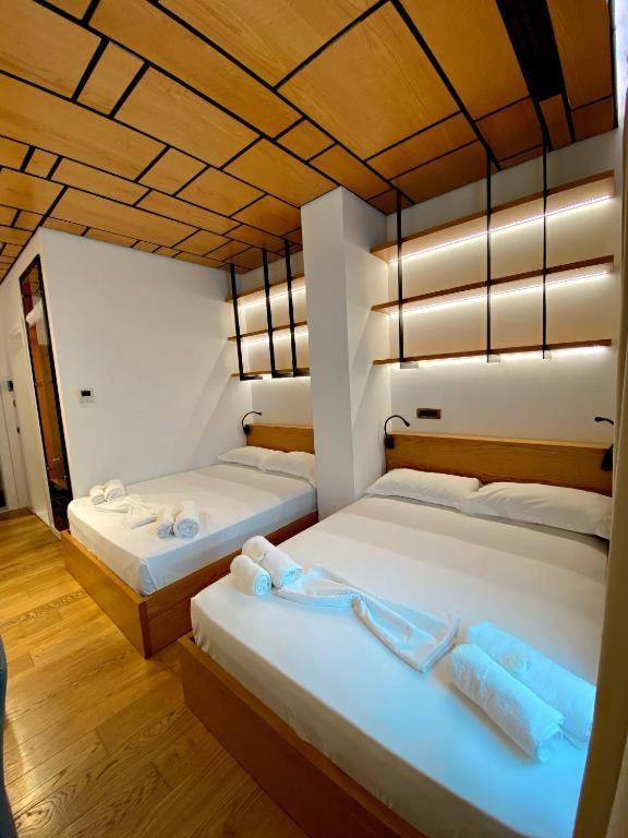 Crown Boutique Hotel دراس المظهر الخارجي الصورة