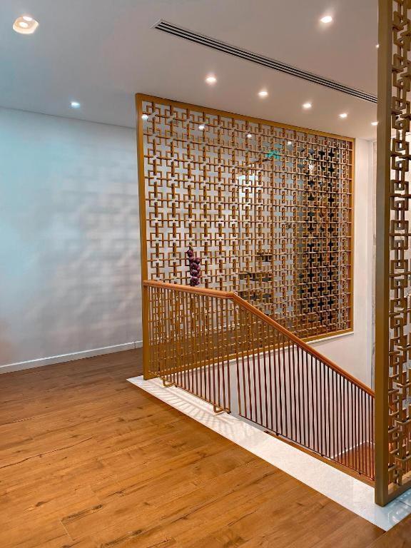 Crown Boutique Hotel دراس المظهر الخارجي الصورة