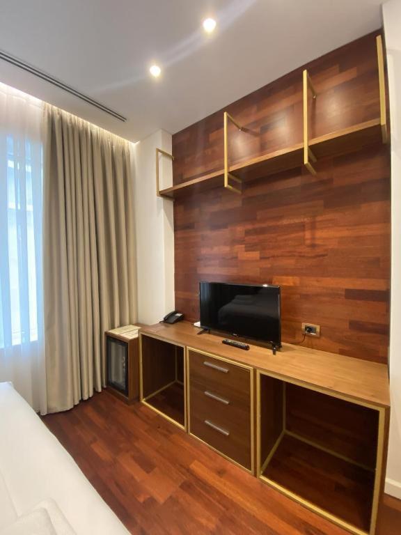 Crown Boutique Hotel دراس المظهر الخارجي الصورة