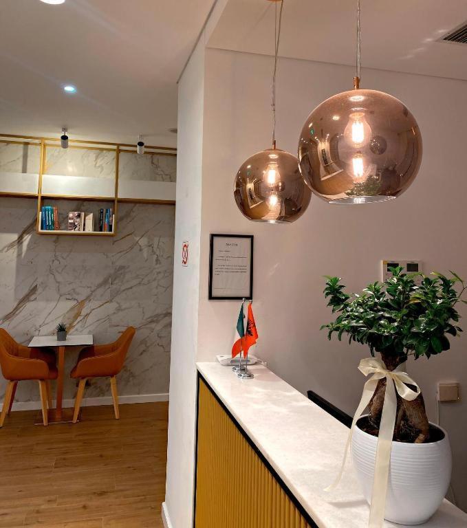 Crown Boutique Hotel دراس المظهر الخارجي الصورة